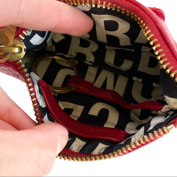 Marc Jacobs Classic Q Key Pouch | Red - Picture 8 of 10